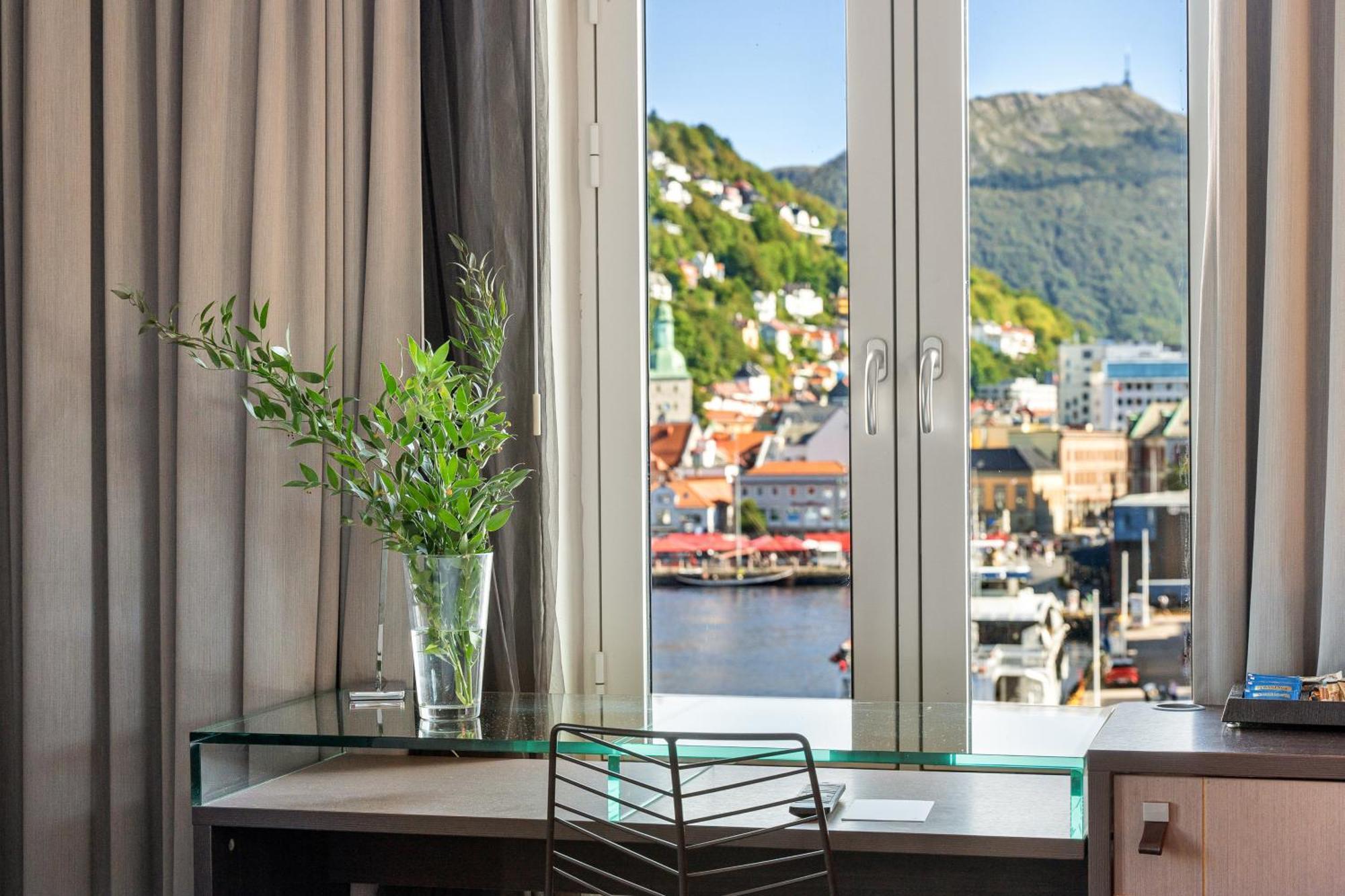 Clarion Hotel Admiral Bergen Bagian luar foto
